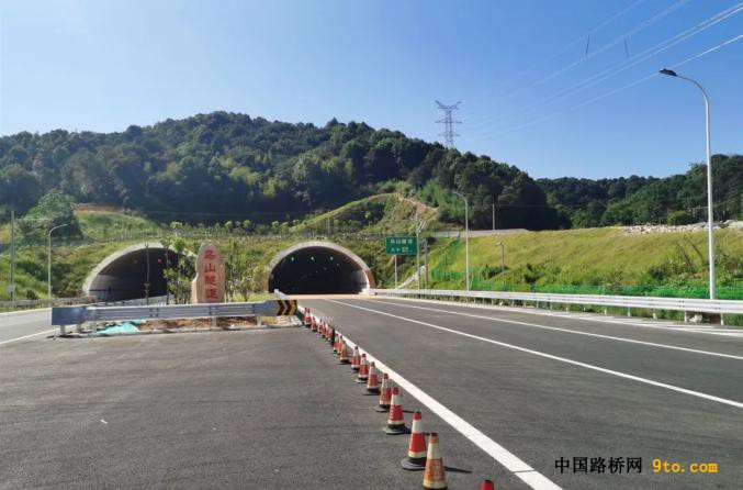 湖南长益高速扩容工程正式通车